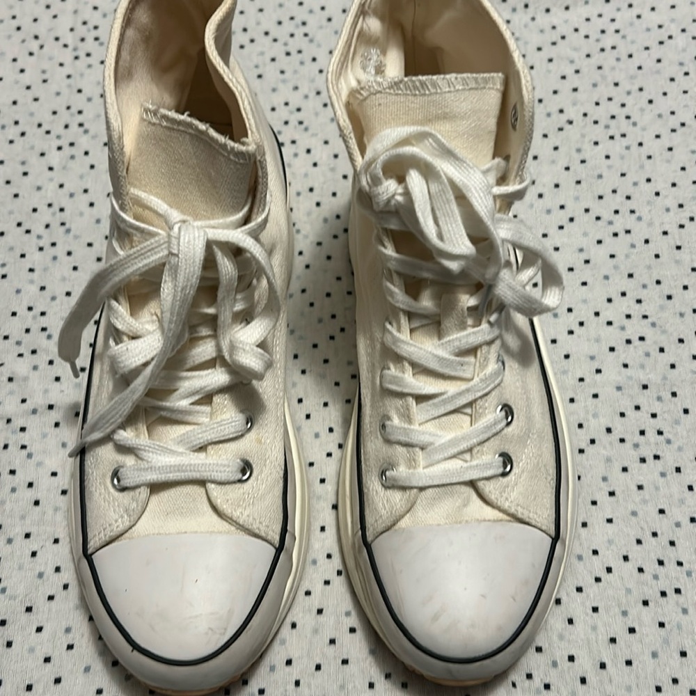 Madden girl high top platform sneakers size 9